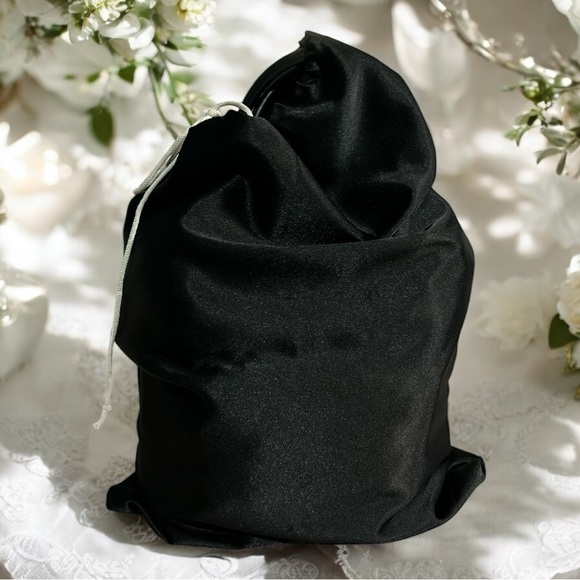 Hand Crafted Handbags - Dust Bag (Silk) Handcrafted by Chef Jamie Size Medium 16x20